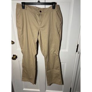 Old Navy size 16 regular boot cut the sweet heart khaki pants